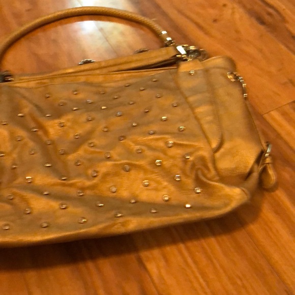Gold Handbag - Picture 4 of 4
